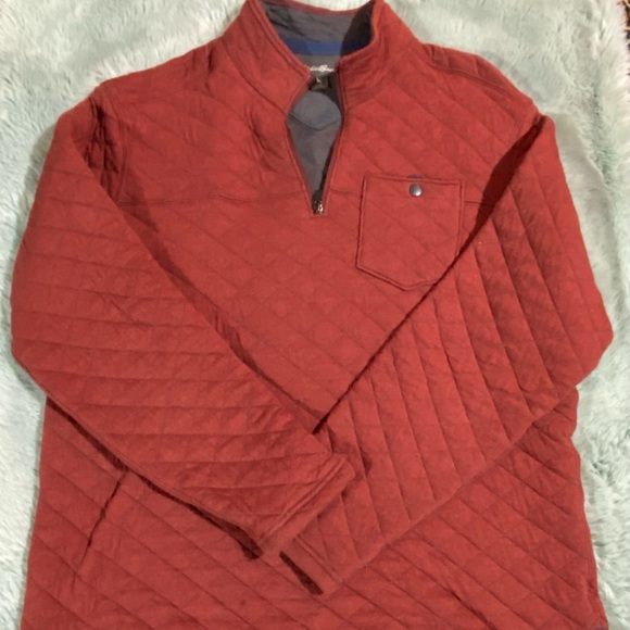 Eddie Bauer quilted pullover. Size L